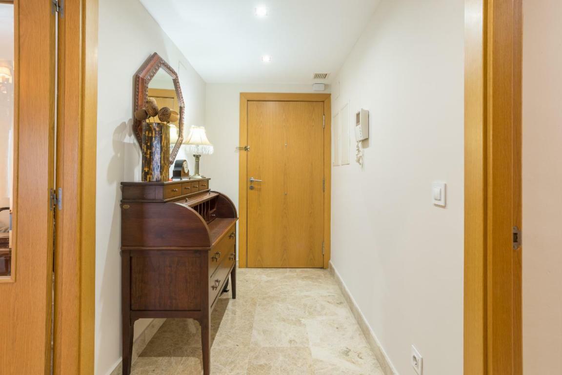 Keywise Perfect Location Next To Maria Zambrano Station, , ,pool And Free Parking Lägenhet *