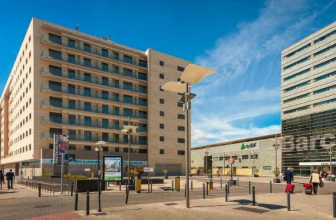 Lägenhet Keywise Perfect Location Next To Maria Zambrano Station, , ,pool And Free Parking Málaga